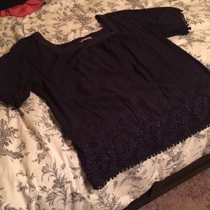 Pom Pom sleeved with lace detail